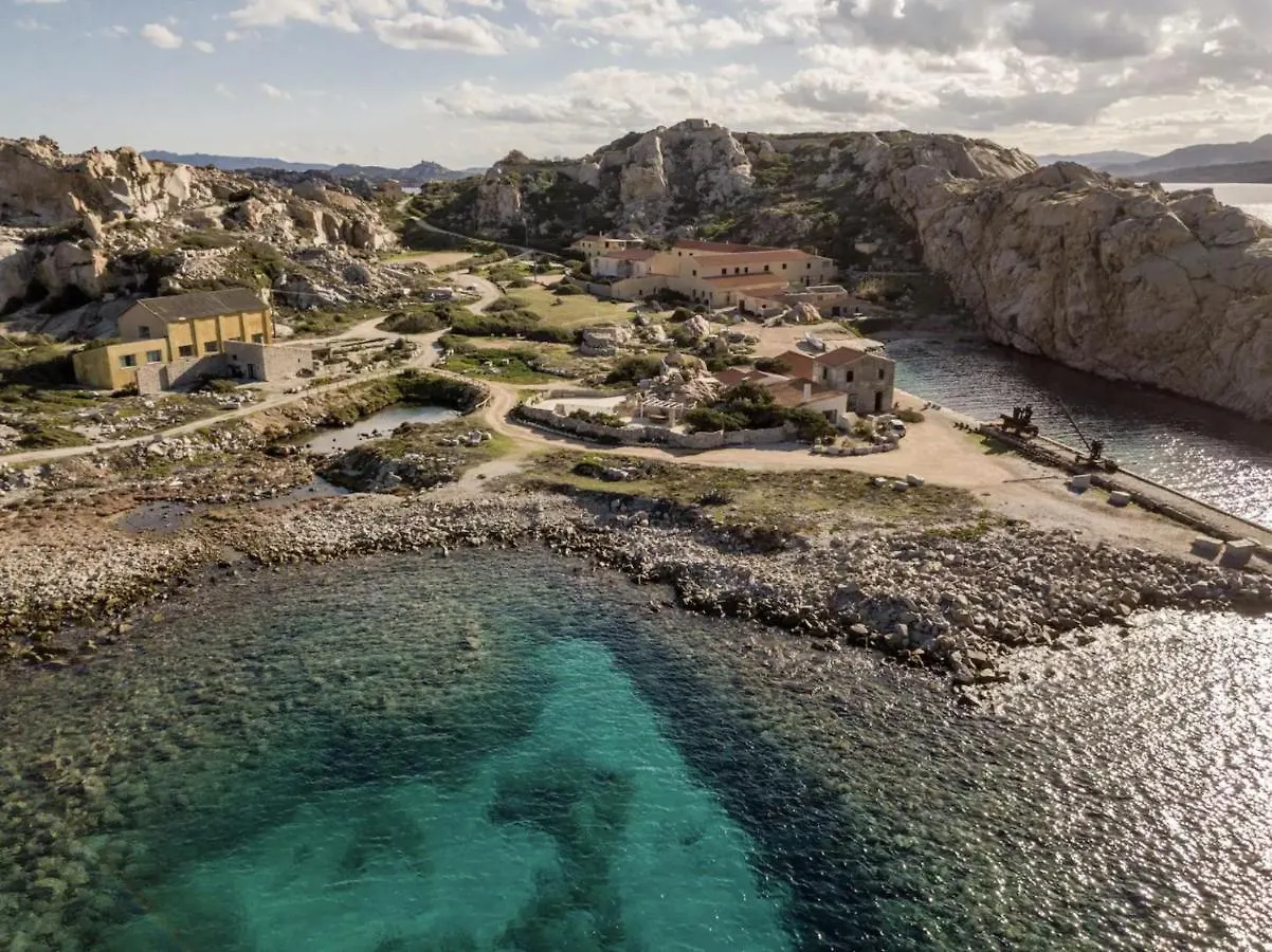 Residence Cala Francese - Case Sul Mare La Maddalena  0*, La Maddalena (Sassari)
