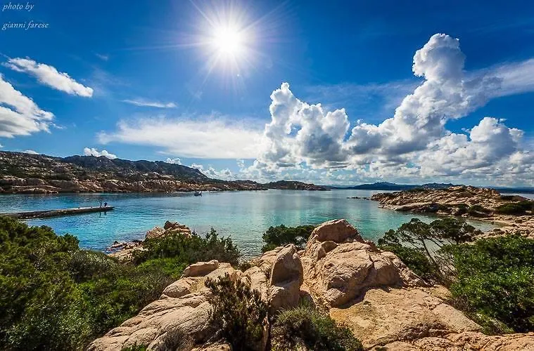 Residence Cala Francese - Case Sul Mare La Maddalena