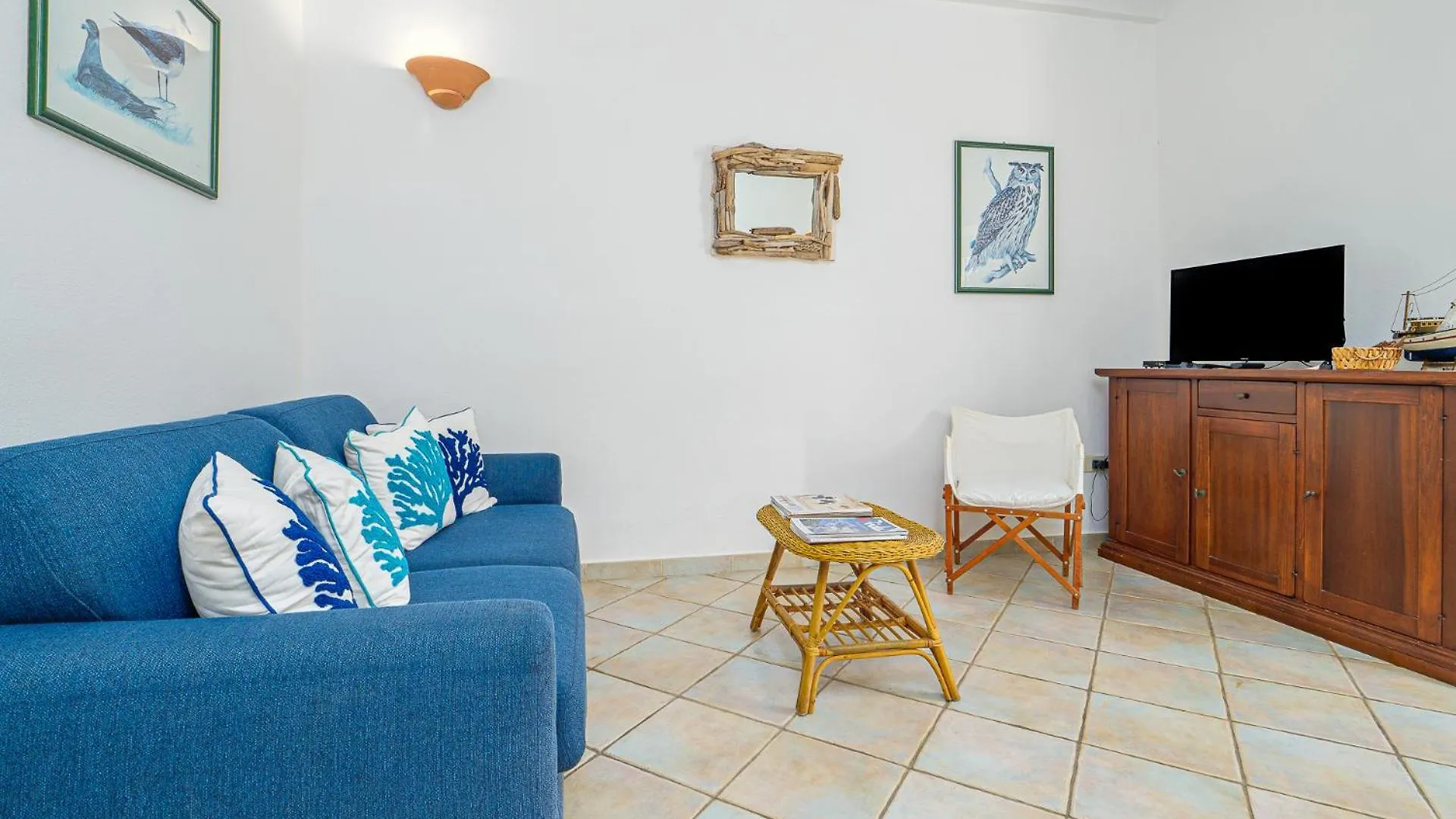 Residence Cala Francese - Case Sul Mare La Maddalena  Italië