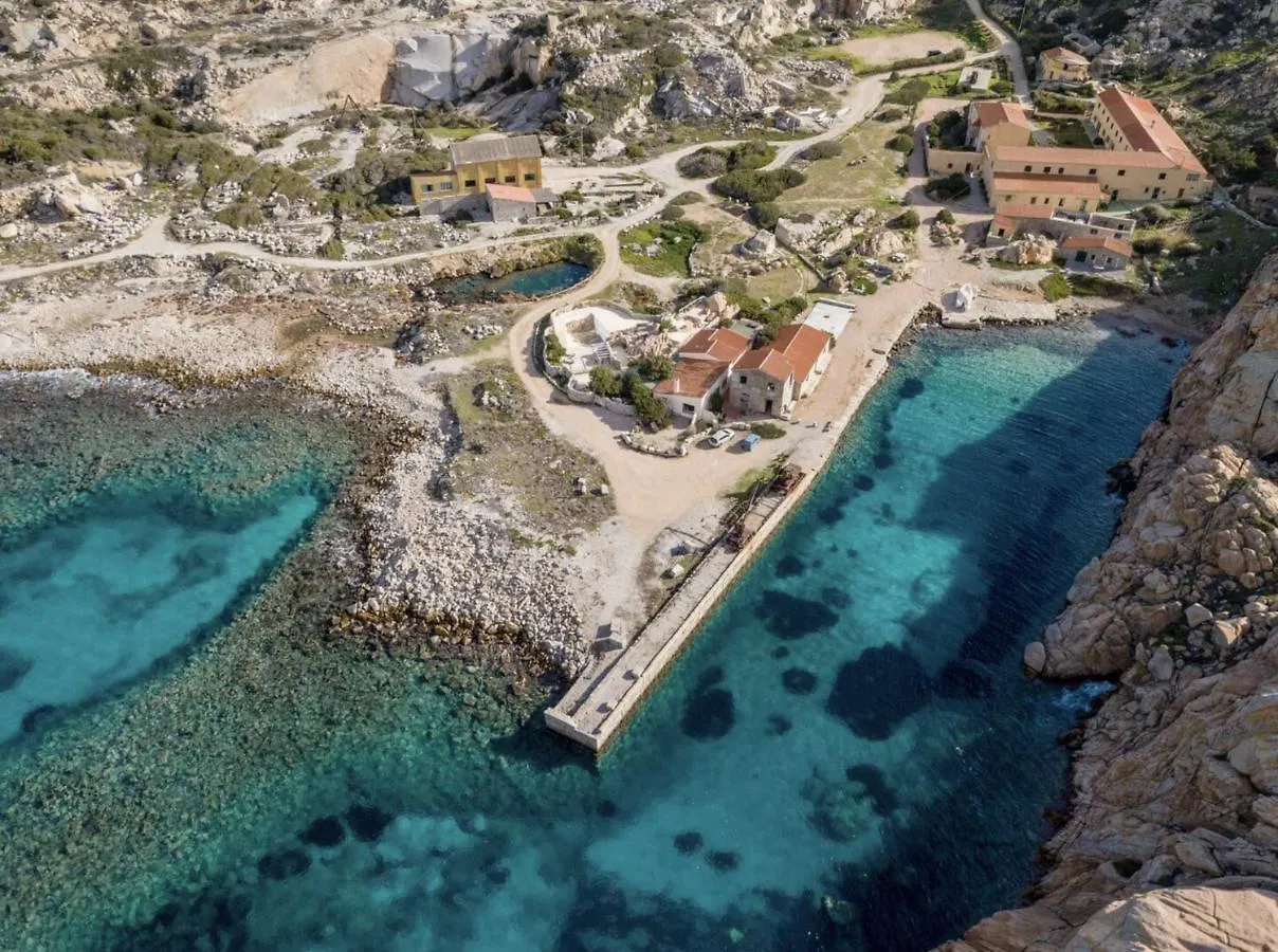 Residence Cala Francese - Case Sul Mare La Maddalena  La Maddalena (Sassari)